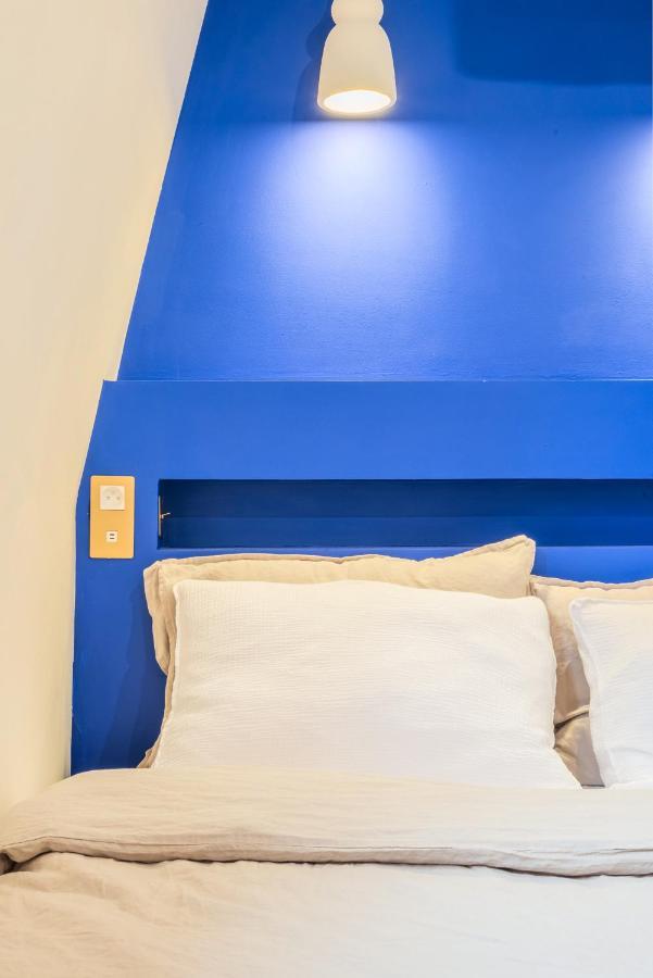 Duplex Standing Centre - Aux Bleuets Apartment *