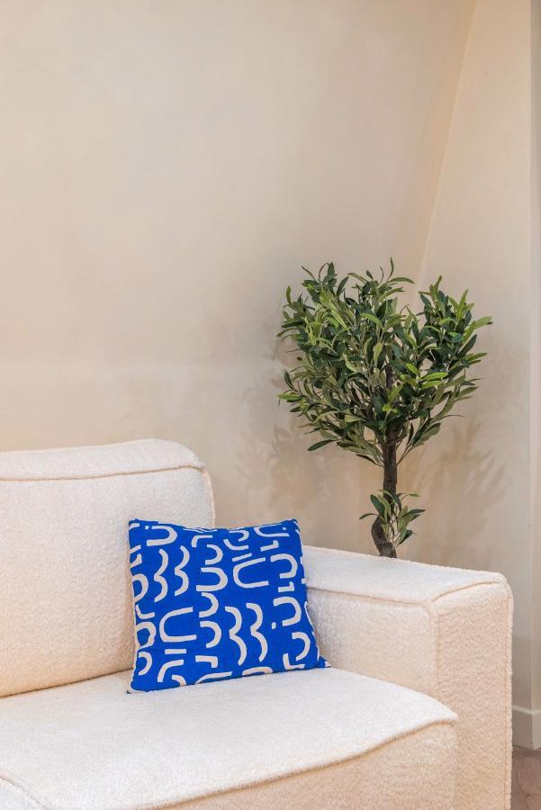 Apartment Duplex Standing Centre - Aux Bleuets *