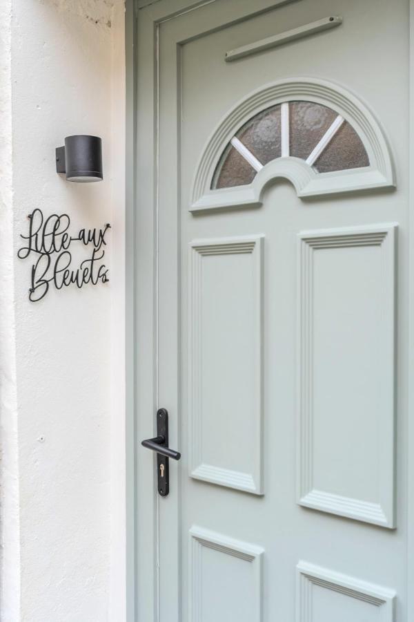 Duplex Standing Centre - Aux Bleuets Apartamento Lila